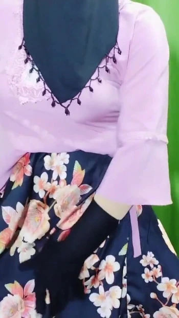 Обязательный для обмена момент из "Индийская красивая деревенская домохозяйка занимается сексом в комнате - ясное хинди аудио"