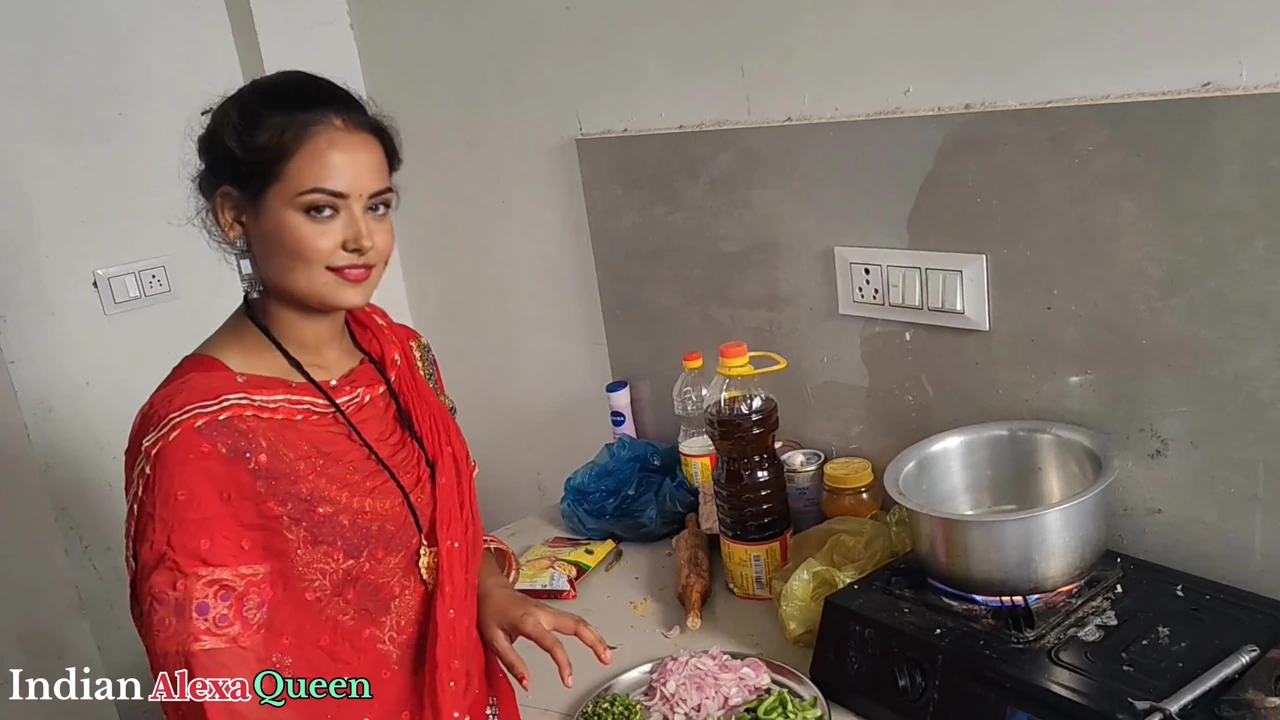 My brother-in-law is very clever, he makes Maggi in the kitchen and fucks my ass with his dick in the bedroom IndianAlexaQueen