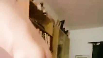 Ben ve benim kk sikeyim şimdi burada