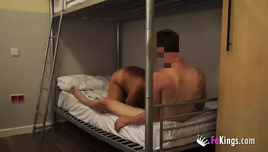 Üvey kardeşim kendi sikini yalayabilir!