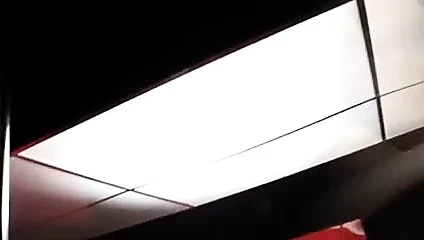 Salatayı fırlatan Anastasia devine