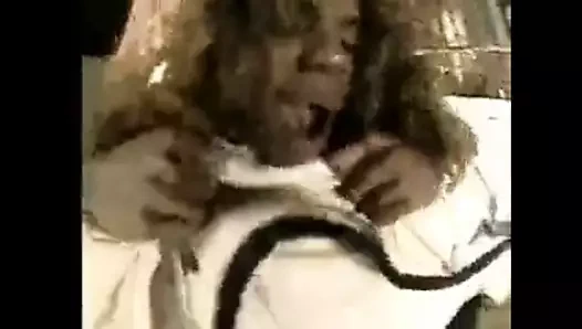 Fick mich tief in den schwarzen Arsch