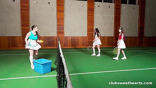 Wimbledon bana yaptırdı! ClubSweethearts tarafından 3'ten bölüm 2