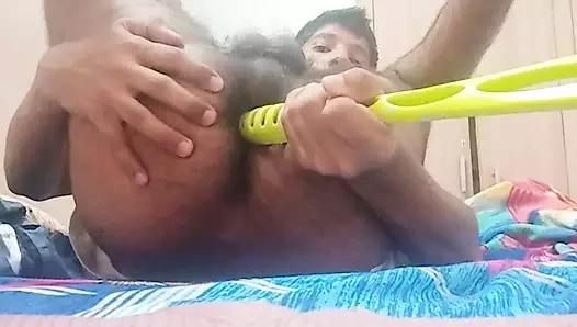 Çıplak adam sikiliyor