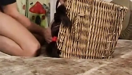 Seks eğlencesi ile benim gerçek esnek bükülme genç paçavra bebek