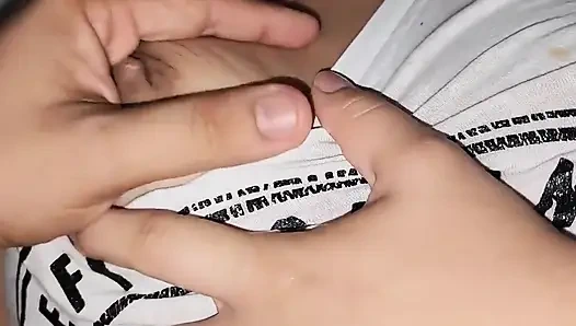 Sadakatsiz baldızım televizyon izledikten sonra beni amına suladı