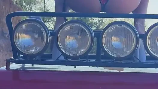 Kum rayımın üstünde senin için dans et