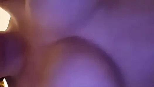 Jacqueline 30 aus NRW laesst ihr dicken Titten schaukeln