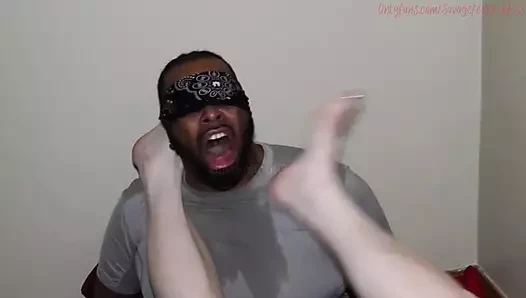 Sert ayak sahibesi alt yüzünü kullanıyor