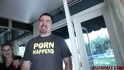 Güzel allie pus verir the en iyi backyard parti oral seks