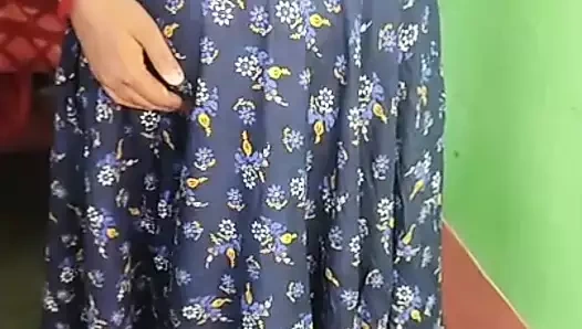 Desi young bhabi spread her pussy and asshole for cum