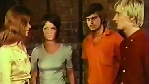 Sıcak genç kızlar için feci seçmeler (eski)