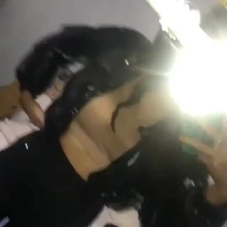 Siyah parlak aşağı ceket