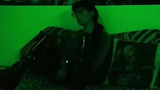 Seksi goth domina esrarengiz yeşil ışıkta sigara pt2 hd