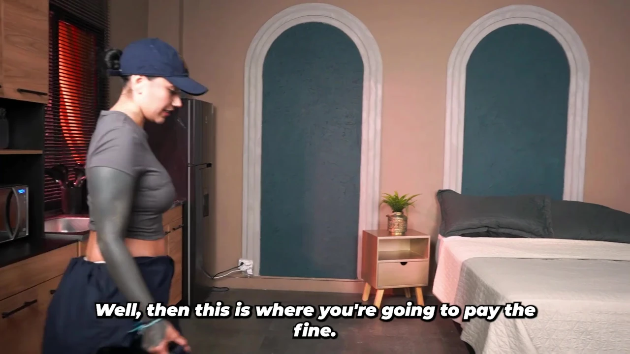 Muscular man ends up having sex with a sexy policewoman after a traffic ticket