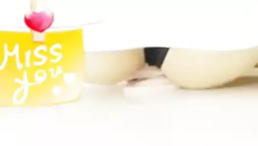 Japon kız kendisi ile oynamaktır 1