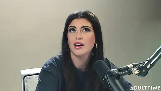 Profesyonel bir dominatrix olmak gal ritchie'nin beklediği şey değil! | Adult Time Podcast