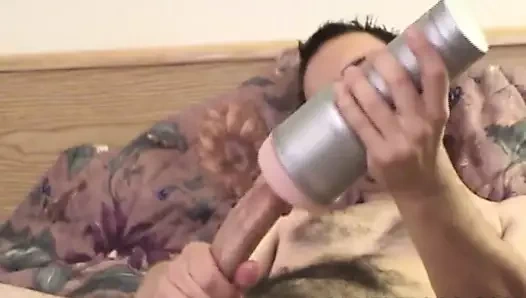 Azgın ed yıllar mastürbasyon yaparken birisinin kıçını yağmalaması