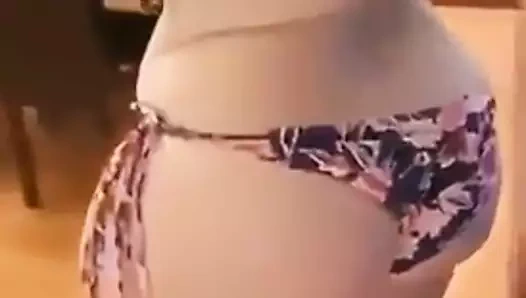 Bu rakam hakkında bir şeyler söyle