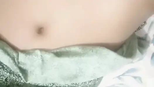 Zarif gece elbiseli Hintli güzellik - yavaş azdırma ve yoğun solo oyun - yüz yok - 4k ultra hd