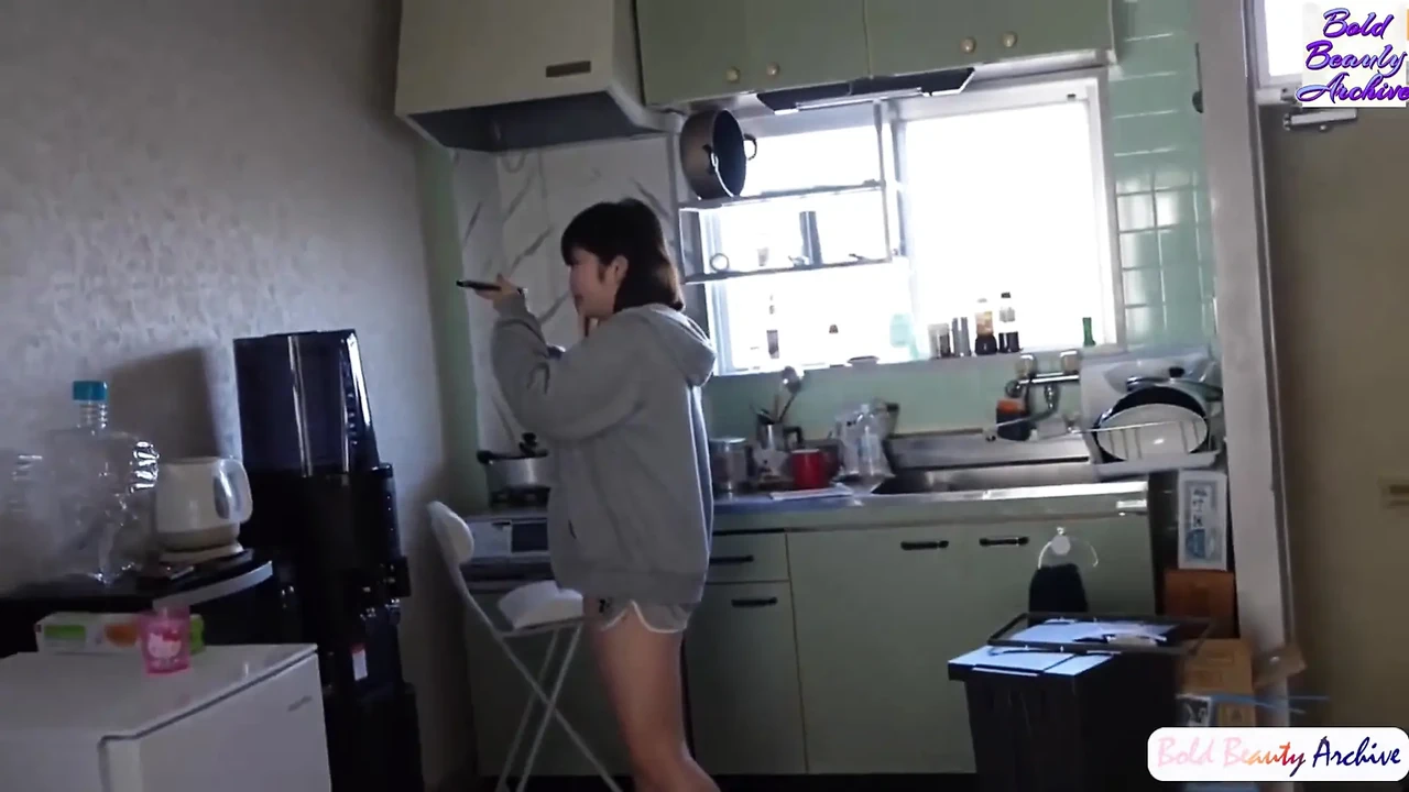 Trending Asian Angel (Full Video) - California Special