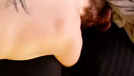 Busty milf sikikleri küçük adam ile büyük horoz