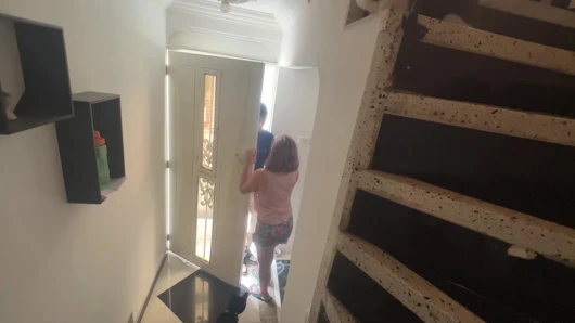 KOMŞUM BENİ ZİYARET ETTİĞİNDE