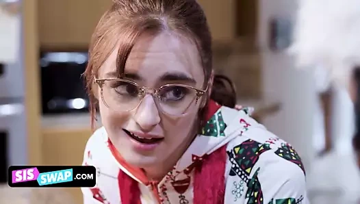 Dik Çıtçıt sürpriz onların üvey kızkardeşleri ile onların yarak