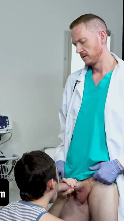Sapık Doktor, Bakire Hastasına İlk Prostat Muayenesini Yapıyor - DoctorTapes | Bölüm 1