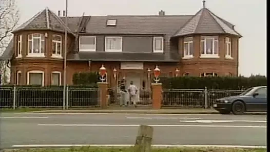 Titus im Fickparadies . bitte nicht angucken so schlechter Porno