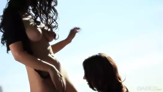 Babes.com arkadaşlar ve aşıklar - karina white katie jordin