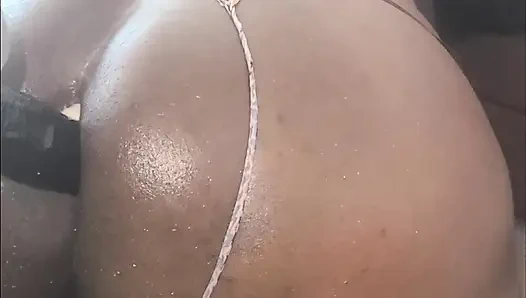 Siyah tombul dölleme ve inleme