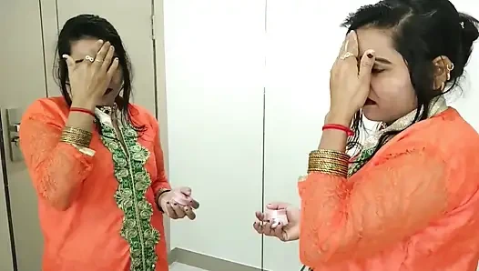 Üvey annem yarağımı emiyor ve kendini siktiriyor