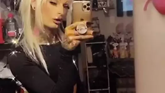 aynada mastürbasyon travestilik