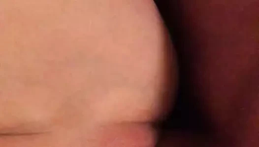 Kısa yan sikme içinde ona tıraş kedi