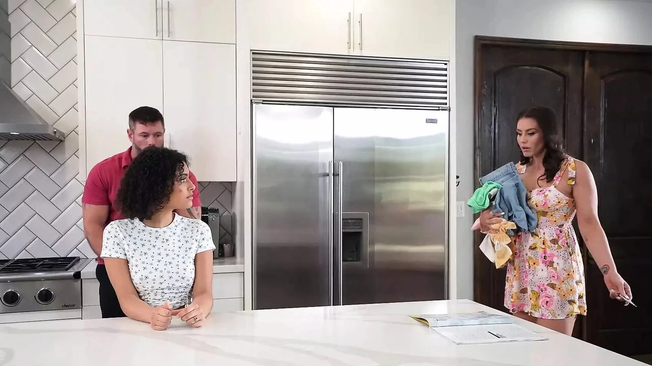 "Your panties are on the floor. What were you guys just doing?" Mandy Waters asks Dani Diaz -S6:E9