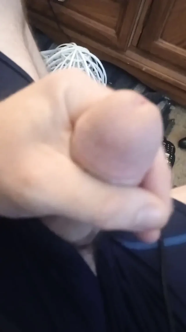 Solo Stroke Till Cum