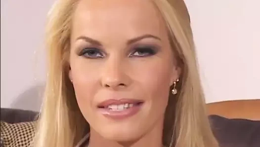 butmans bikini babes