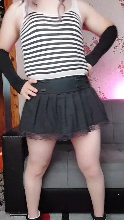 Femboy Finesse: Crossdresser Kitty'nin Şık Dans Videoları | Bölüm 1