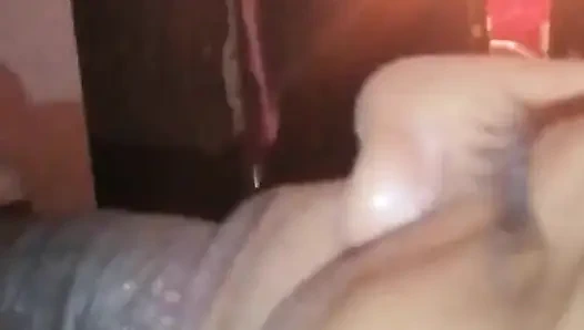 Hizmetçimin ilginç emme alışkanlıkları var