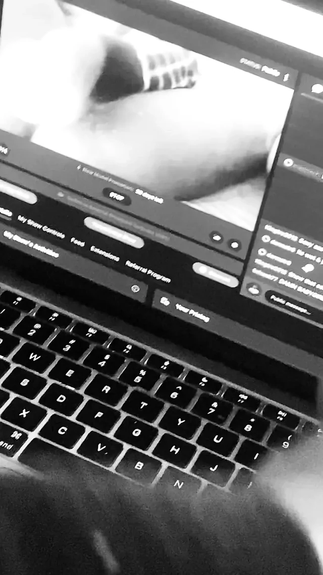 NEW stripchat web cam girl!