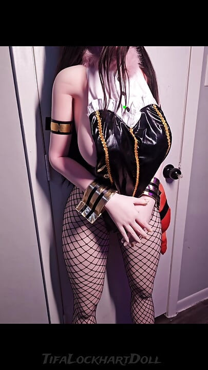 Tifa Lockhart ile yılbaşını kutlayın