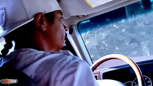 Britney Kane ve D Snoop ham ırklararası eylemde