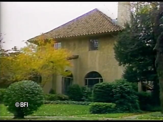Arka kapı yaz.