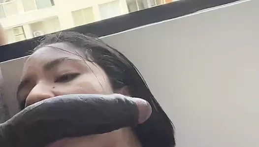 Erkek arkadaşımla görüntülü görüşme yaparken üvey erkek kardeşimin yarağıyla savaşıyorum -amatör çift- nysdel