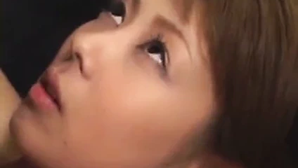 Asya darbeler ve göğüsler sikme iyi