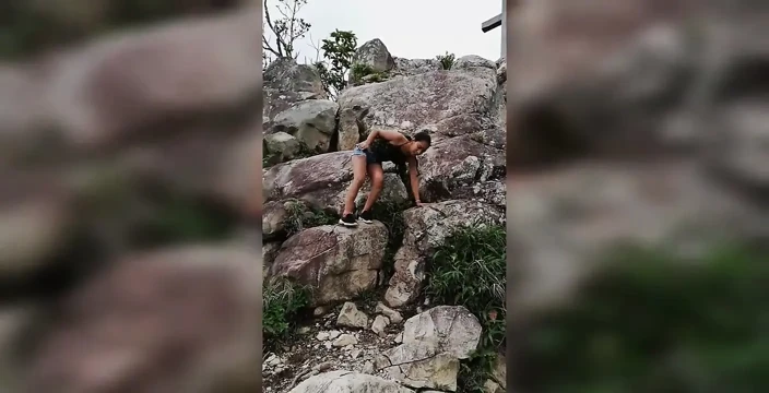 Tepenin tepesinde seks
