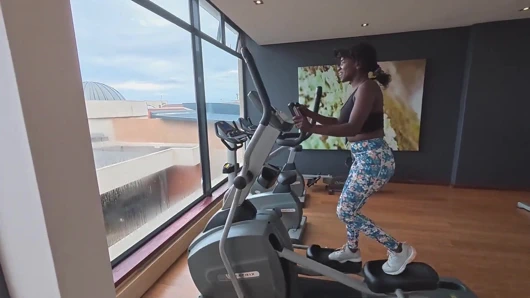 Ter, gülümsüyor ve oda anahtarı rüyaları