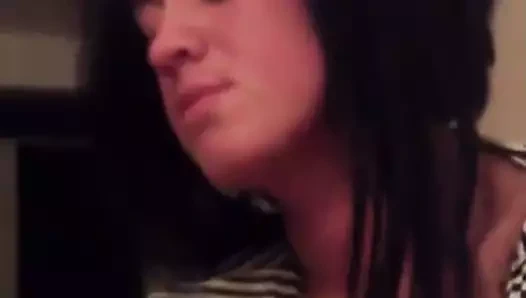 Türk kızı oral seks, videonun tamamı nerede bilen var mı??