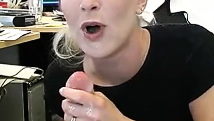 Amber dağınık ofis